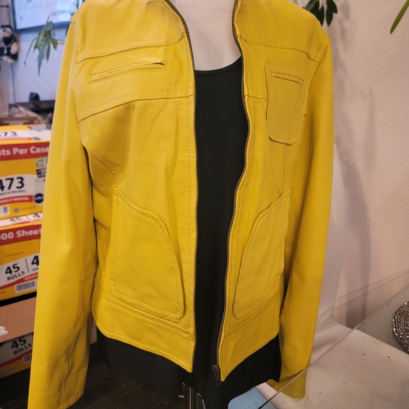 Josephine Vibrant Yellow Genuine Leather Jacket - Picture 7 of 11